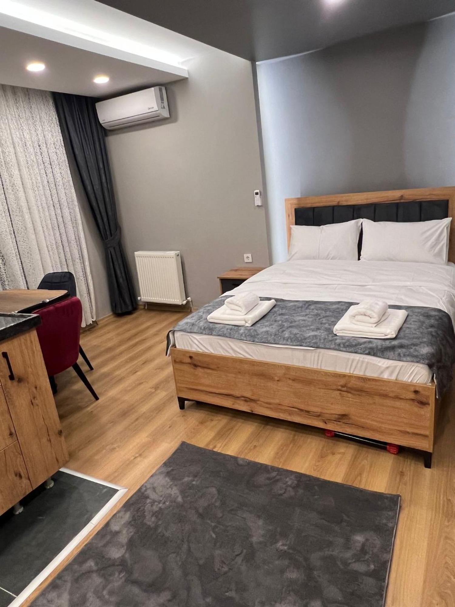 Ayd Apart Harbiye Taksim Istanboel Buitenkant foto